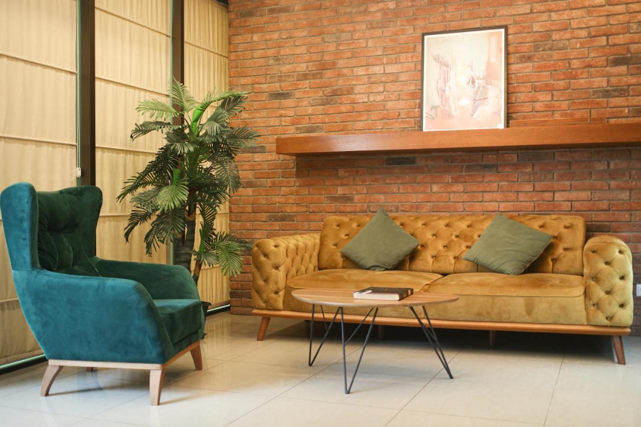 Dolabauri Hotel Tbiliszi Kültér fotó